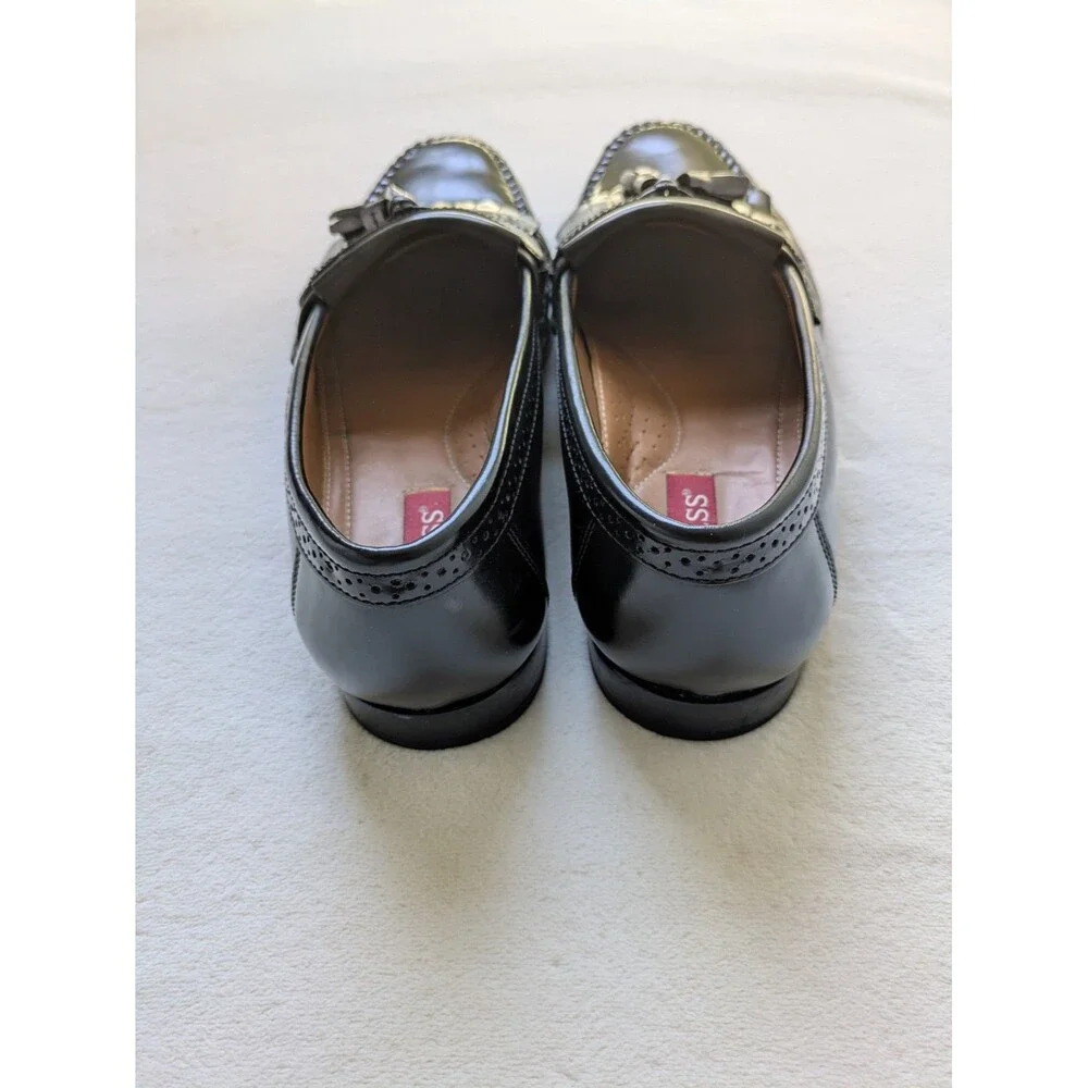 Bass Weejun Slip-On Black Tassel Men's Dress Shoes Size 8.5 EE
